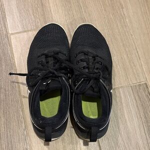 Nike Women’s Black Athletic/Volleyball Shoes